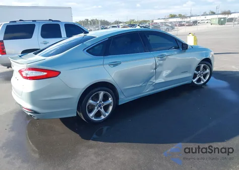 2013 Ford Fusion Hybrid Se z USA, uszkodzony, nr VIN 3FA6P0LU1DR387450